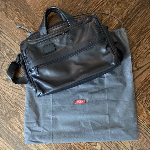Tumi briefcase / travel bag - Picture 1 of 10